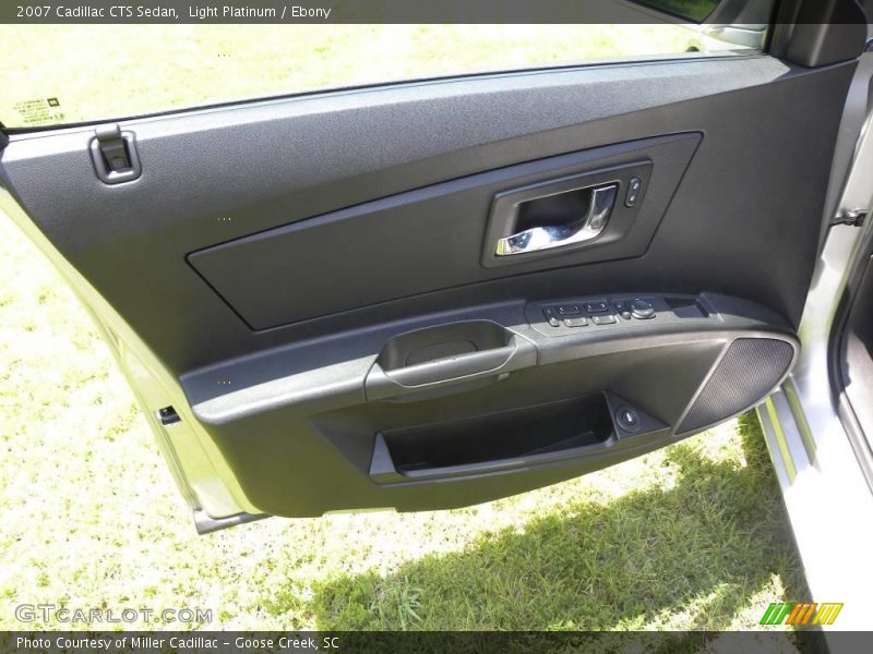 Light Platinum / Ebony 2007 Cadillac CTS Sedan