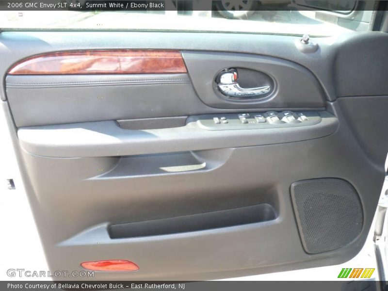 Summit White / Ebony Black 2006 GMC Envoy SLT 4x4