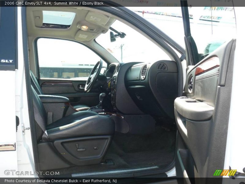 Summit White / Ebony Black 2006 GMC Envoy SLT 4x4