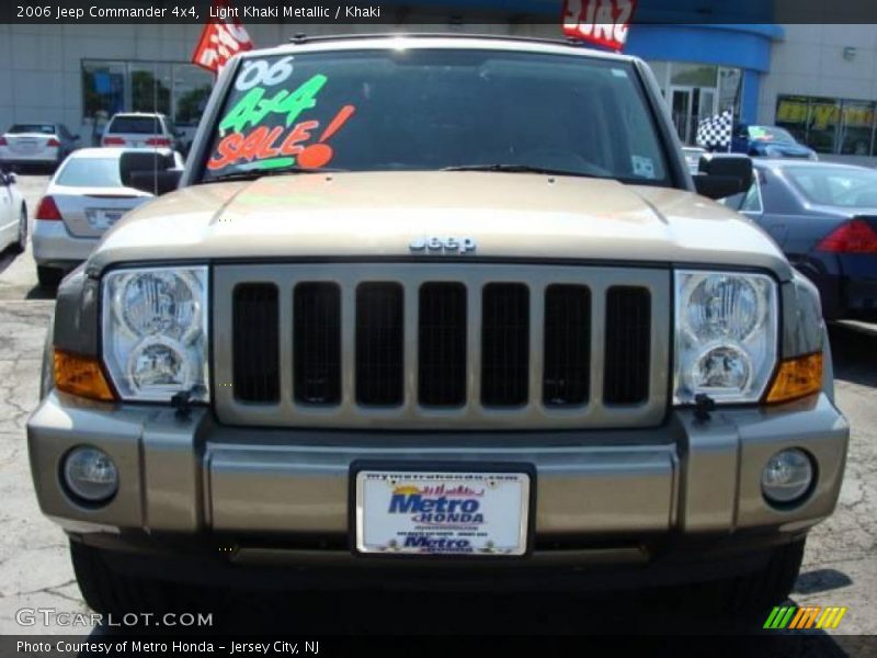 Light Khaki Metallic / Khaki 2006 Jeep Commander 4x4