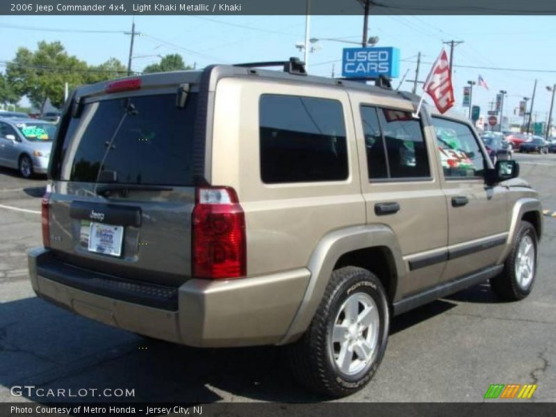 Light Khaki Metallic / Khaki 2006 Jeep Commander 4x4
