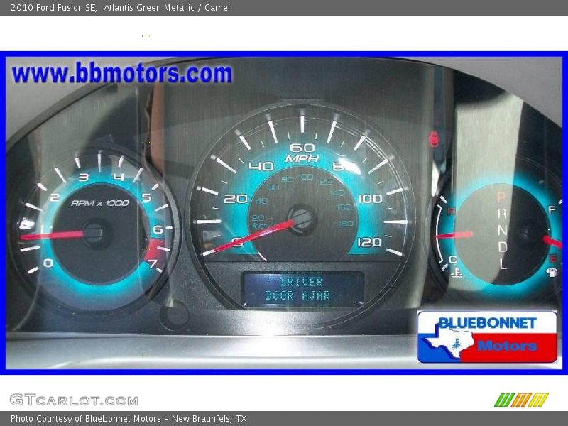 Atlantis Green Metallic / Camel 2010 Ford Fusion SE