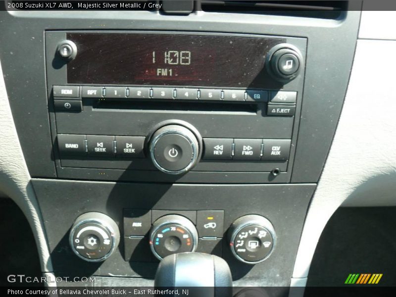 Majestic Silver Metallic / Grey 2008 Suzuki XL7 AWD