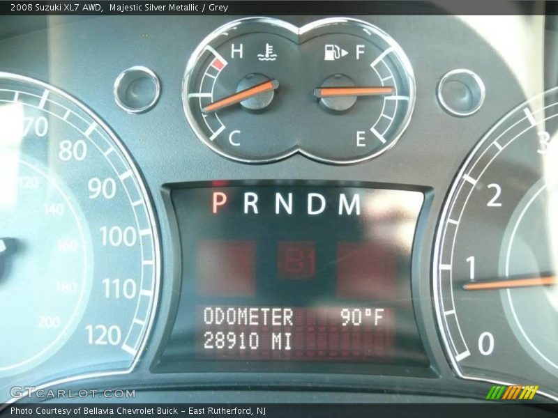 Majestic Silver Metallic / Grey 2008 Suzuki XL7 AWD