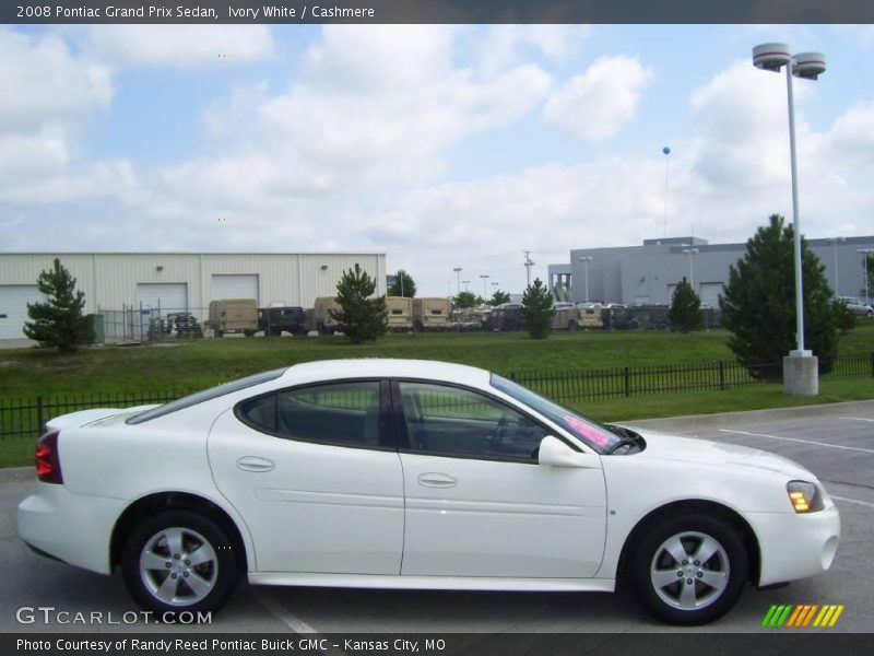 Ivory White / Cashmere 2008 Pontiac Grand Prix Sedan