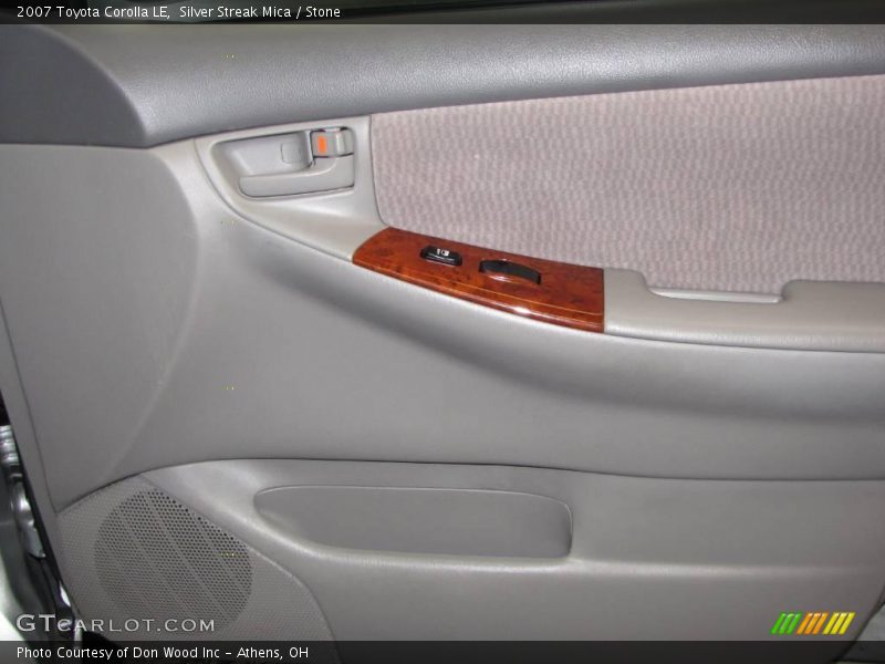 Silver Streak Mica / Stone 2007 Toyota Corolla LE