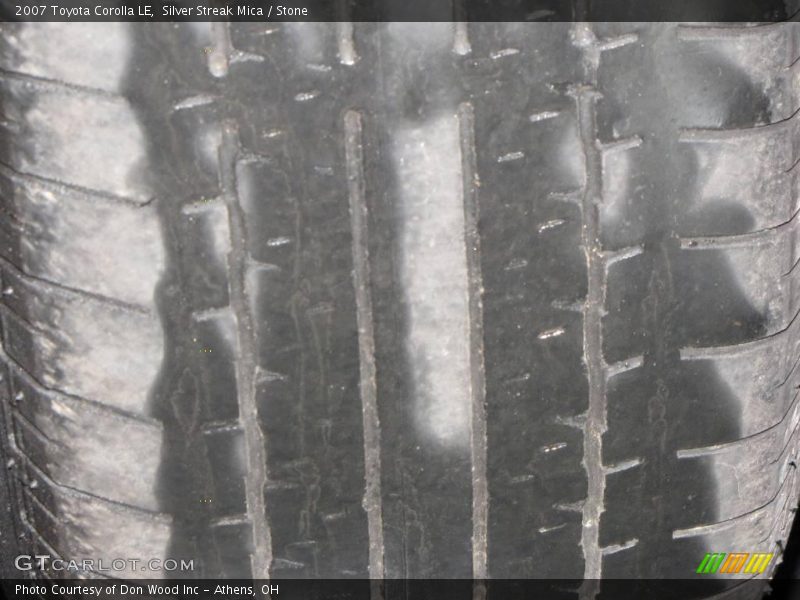 Silver Streak Mica / Stone 2007 Toyota Corolla LE