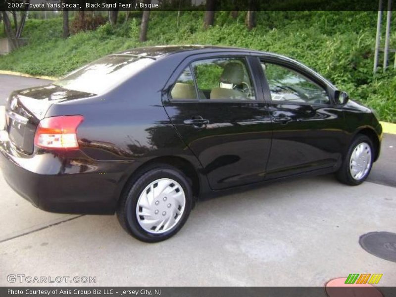 Black Sand Pearl / Bisque 2007 Toyota Yaris Sedan