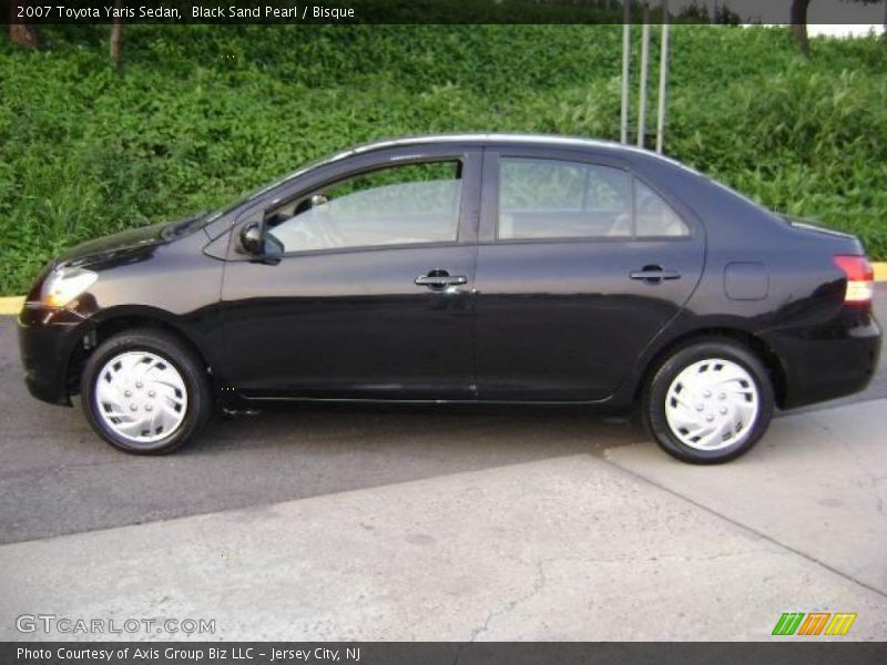 Black Sand Pearl / Bisque 2007 Toyota Yaris Sedan
