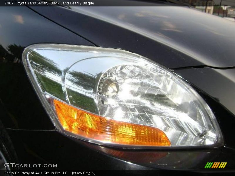 Black Sand Pearl / Bisque 2007 Toyota Yaris Sedan
