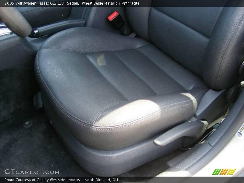 Wheat Beige Metallic / Anthracite 2005 Volkswagen Passat GLS 1.8T Sedan