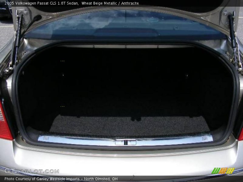 Wheat Beige Metallic / Anthracite 2005 Volkswagen Passat GLS 1.8T Sedan