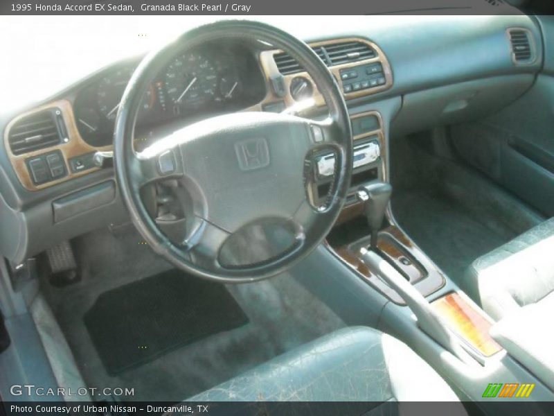 Granada Black Pearl / Gray 1995 Honda Accord EX Sedan