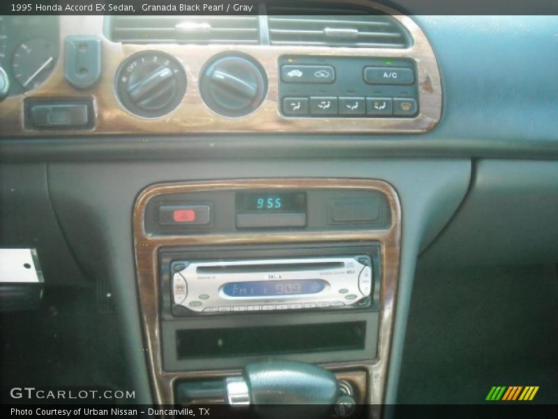 Granada Black Pearl / Gray 1995 Honda Accord EX Sedan