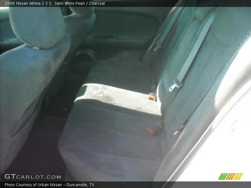 Satin White Pearl / Charcoal 2006 Nissan Altima 2.5 S