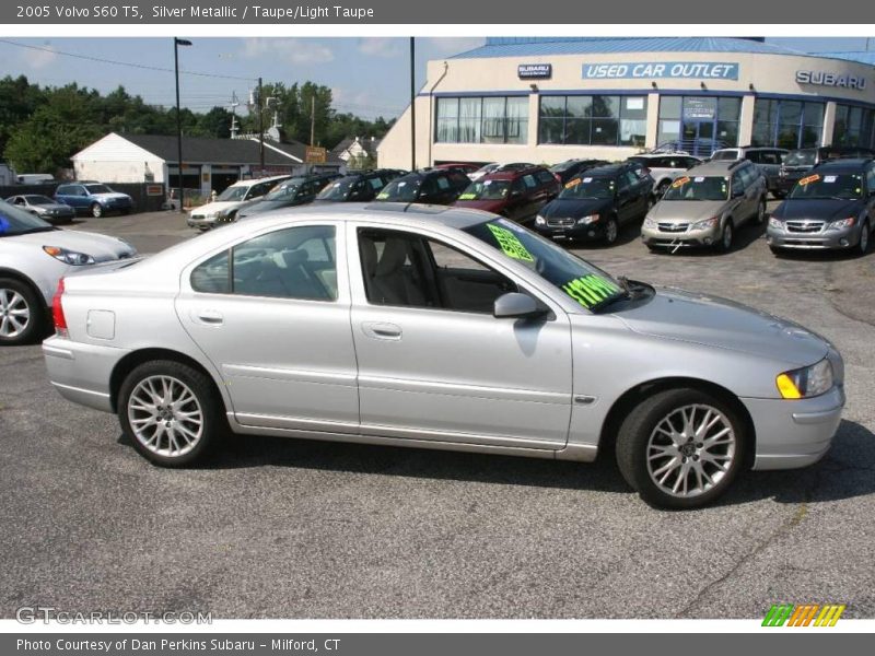 Silver Metallic / Taupe/Light Taupe 2005 Volvo S60 T5