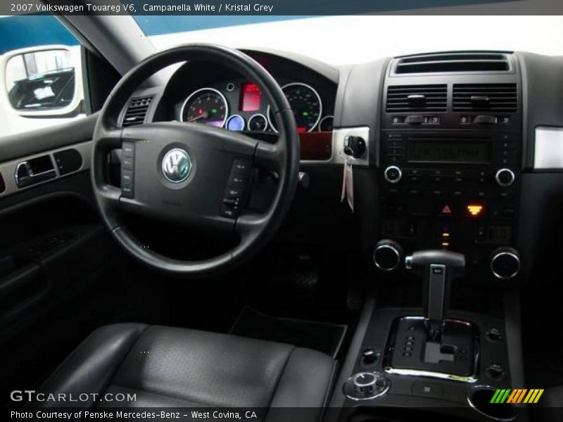 Campanella White / Kristal Grey 2007 Volkswagen Touareg V6