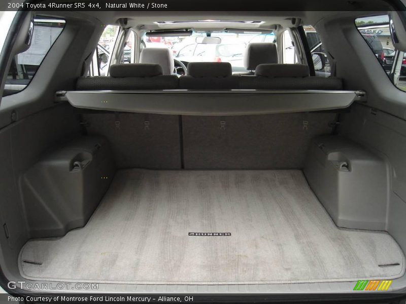 Natural White / Stone 2004 Toyota 4Runner SR5 4x4