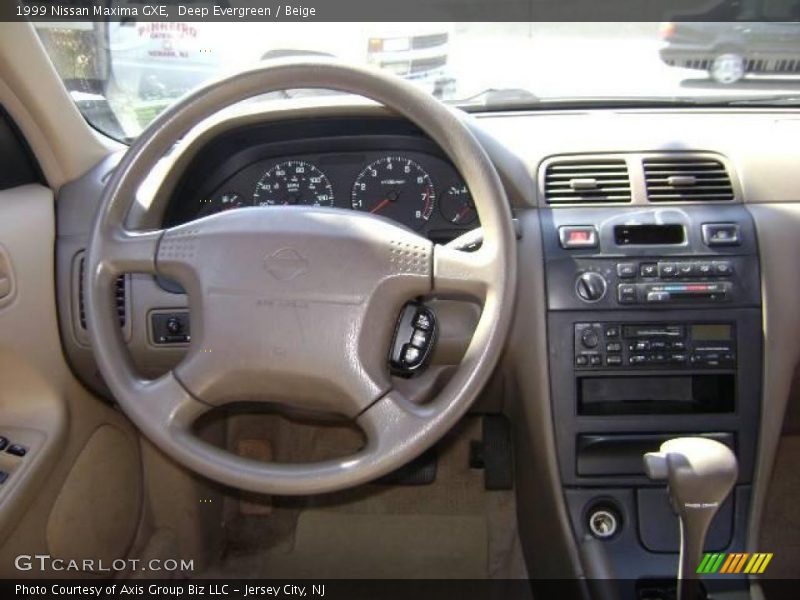 Deep Evergreen / Beige 1999 Nissan Maxima GXE
