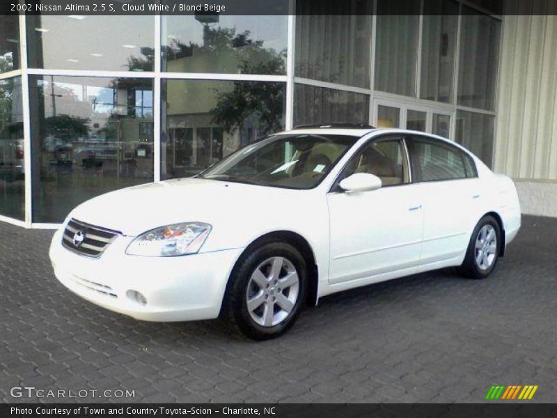 Cloud White / Blond Beige 2002 Nissan Altima 2.5 S