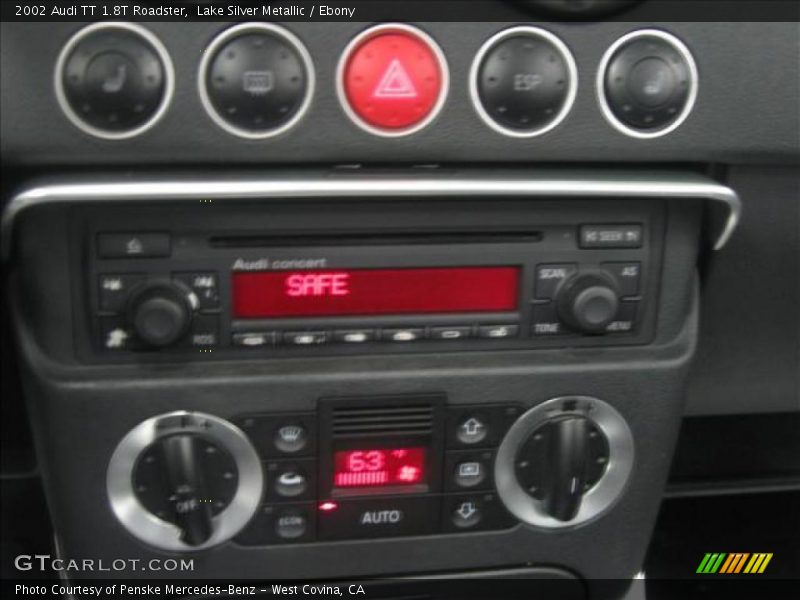 Lake Silver Metallic / Ebony 2002 Audi TT 1.8T Roadster