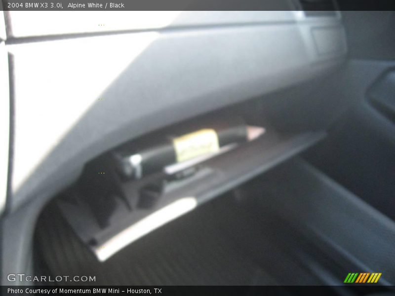Alpine White / Black 2004 BMW X3 3.0i