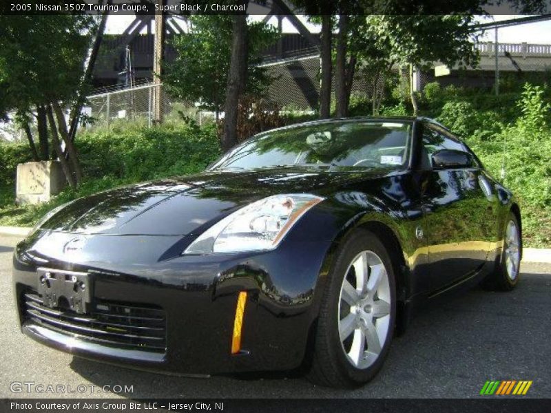 Super Black / Charcoal 2005 Nissan 350Z Touring Coupe