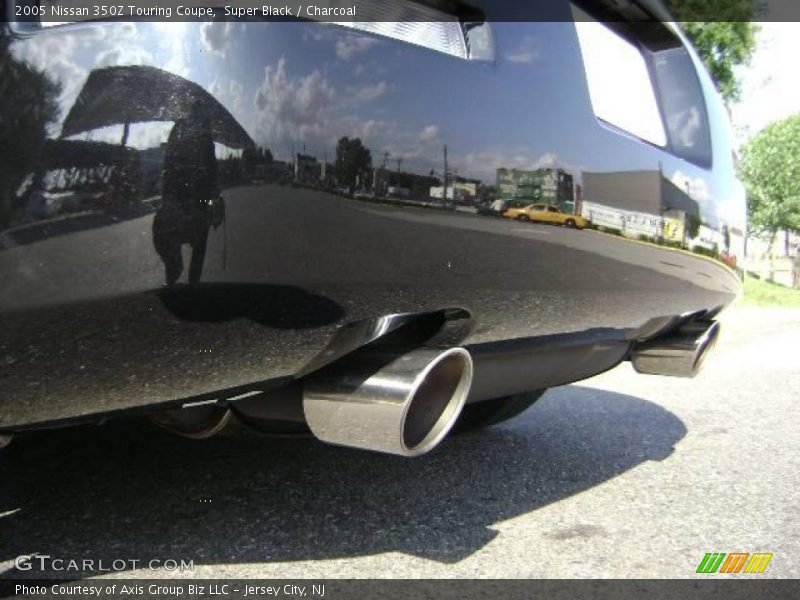 Super Black / Charcoal 2005 Nissan 350Z Touring Coupe