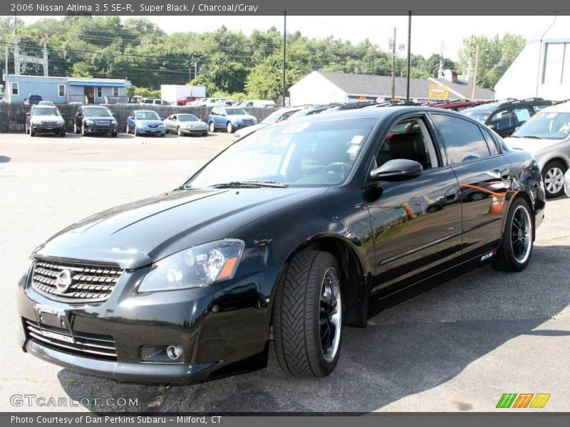 Super Black / Charcoal/Gray 2006 Nissan Altima 3.5 SE-R