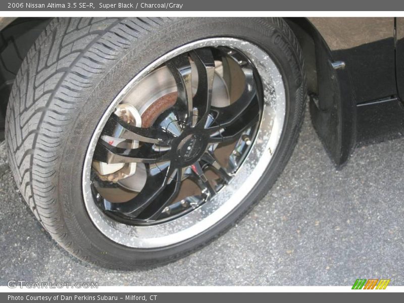 Super Black / Charcoal/Gray 2006 Nissan Altima 3.5 SE-R