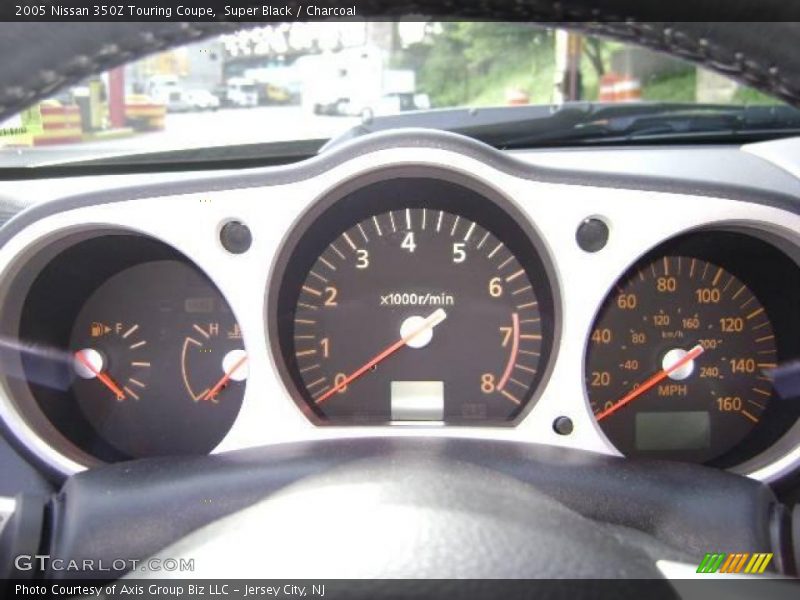 Super Black / Charcoal 2005 Nissan 350Z Touring Coupe