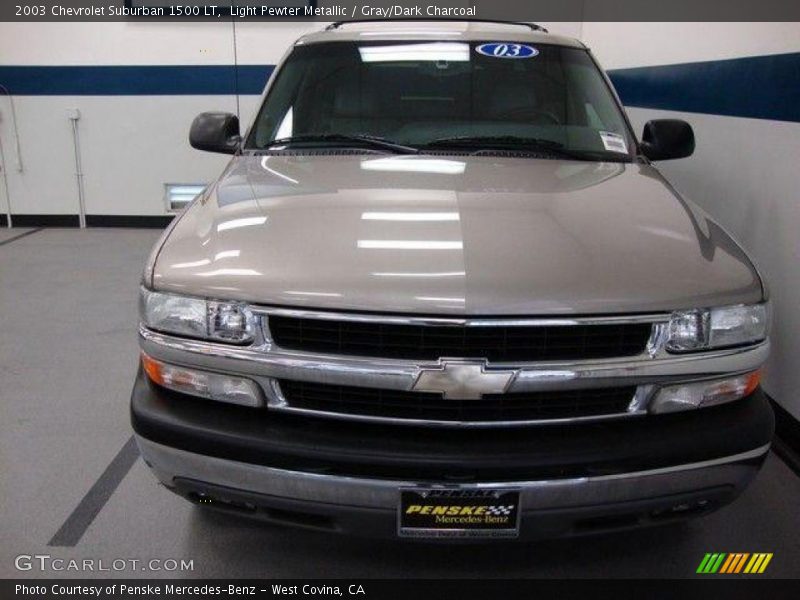 Light Pewter Metallic / Gray/Dark Charcoal 2003 Chevrolet Suburban 1500 LT