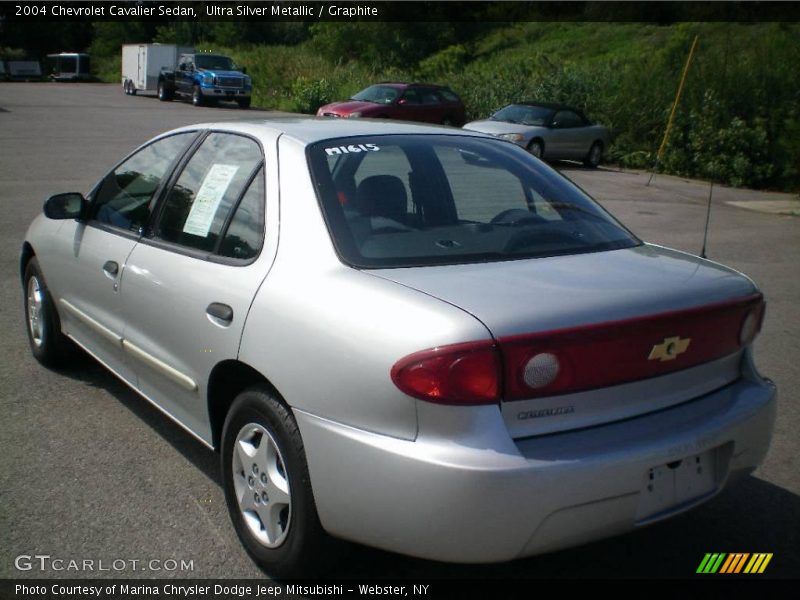 Ultra Silver Metallic / Graphite 2004 Chevrolet Cavalier Sedan