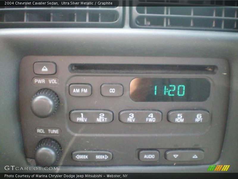 Ultra Silver Metallic / Graphite 2004 Chevrolet Cavalier Sedan