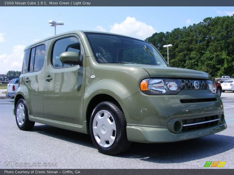 Moss Green / Light Gray 2009 Nissan Cube 1.8 S
