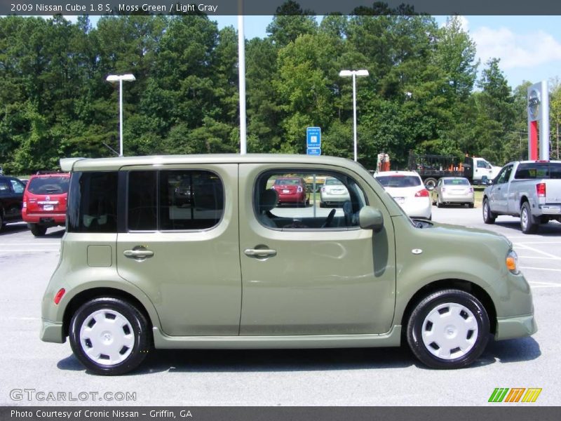 Moss Green / Light Gray 2009 Nissan Cube 1.8 S