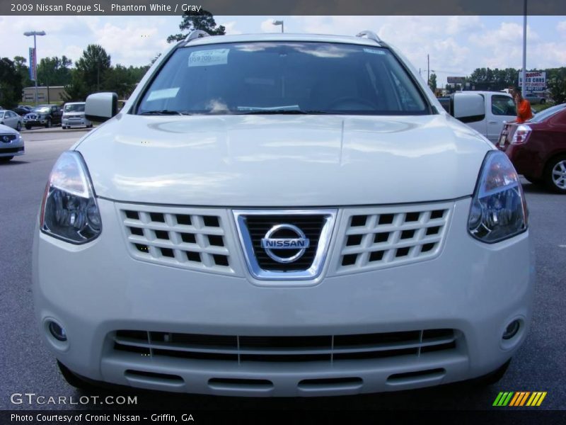 Phantom White / Gray 2009 Nissan Rogue SL
