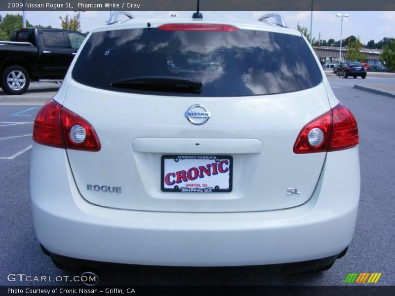 Phantom White / Gray 2009 Nissan Rogue SL