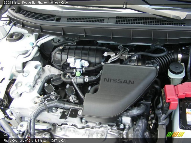 Phantom White / Gray 2009 Nissan Rogue SL