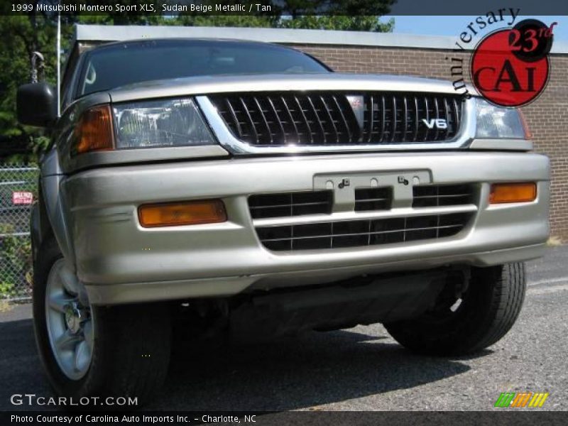 Sudan Beige Metallic / Tan 1999 Mitsubishi Montero Sport XLS