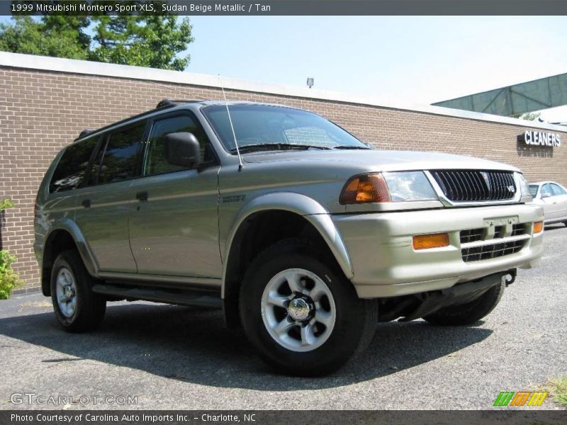 Sudan Beige Metallic / Tan 1999 Mitsubishi Montero Sport XLS