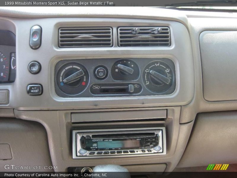 Sudan Beige Metallic / Tan 1999 Mitsubishi Montero Sport XLS