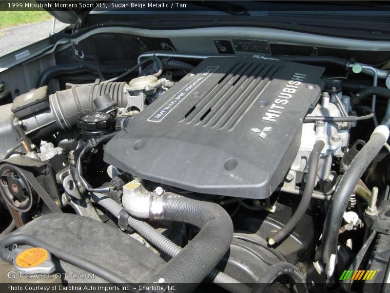 Sudan Beige Metallic / Tan 1999 Mitsubishi Montero Sport XLS