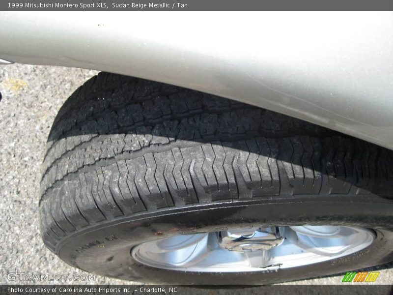 Sudan Beige Metallic / Tan 1999 Mitsubishi Montero Sport XLS