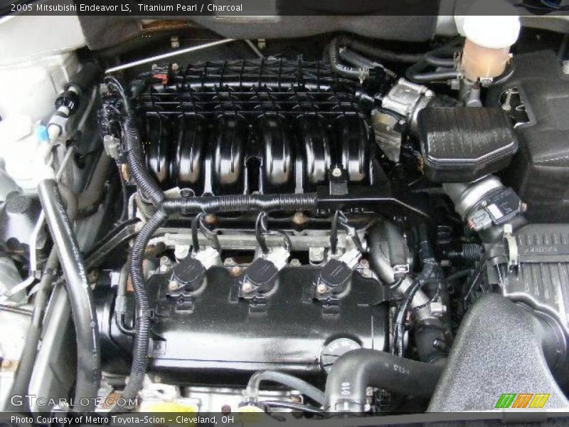 Titanium Pearl / Charcoal 2005 Mitsubishi Endeavor LS