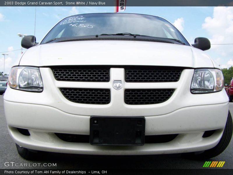Stone White / Navy Blue 2003 Dodge Grand Caravan Sport