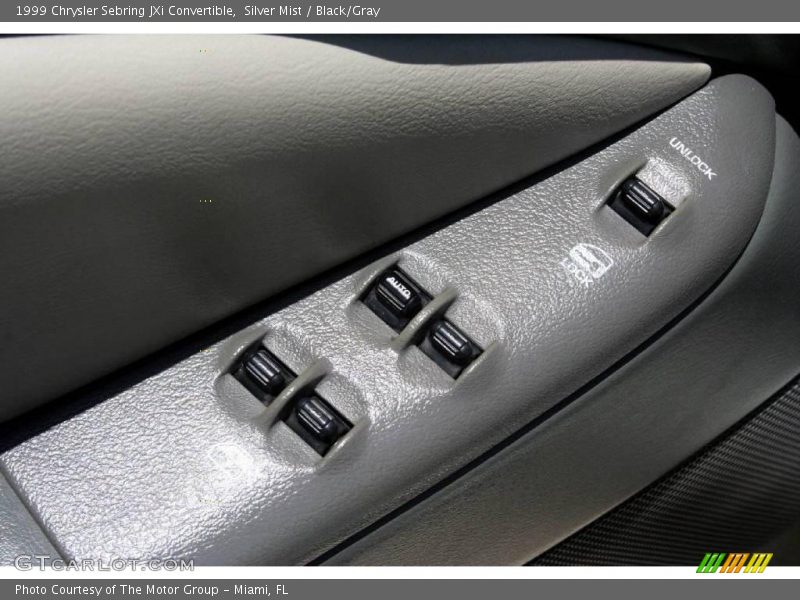 Silver Mist / Black/Gray 1999 Chrysler Sebring JXi Convertible
