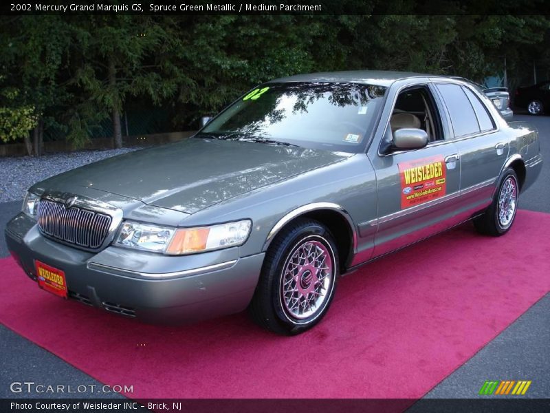 Spruce Green Metallic / Medium Parchment 2002 Mercury Grand Marquis GS