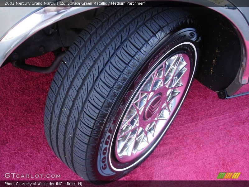 Spruce Green Metallic / Medium Parchment 2002 Mercury Grand Marquis GS