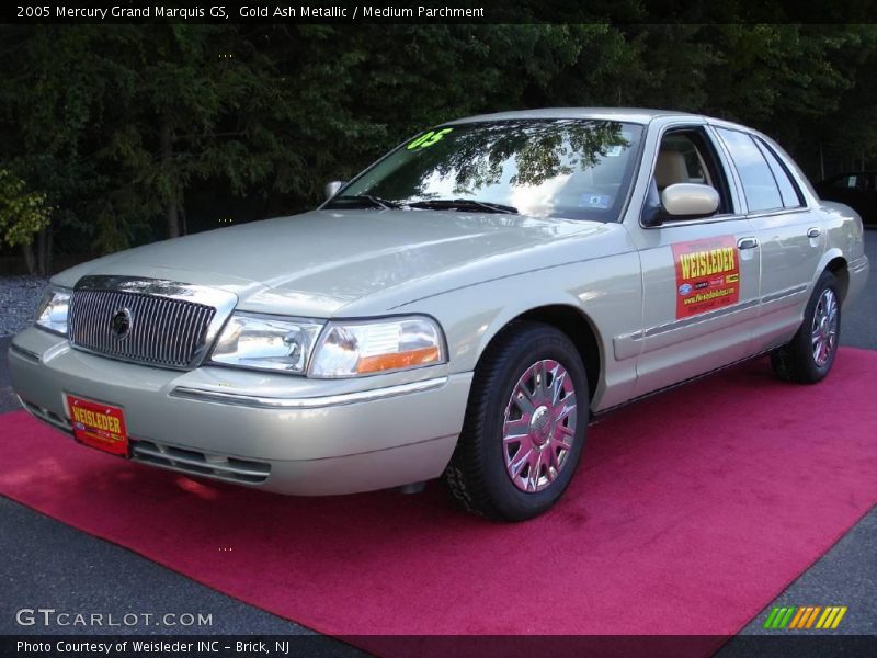 Gold Ash Metallic / Medium Parchment 2005 Mercury Grand Marquis GS